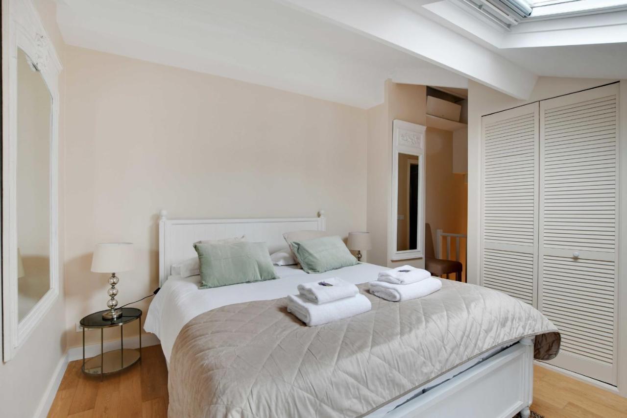 Amazing Duplex 4P- Louvre Museum Apartment Paris Exterior photo